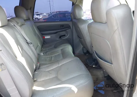 2003 Chevrolet Tahoe Z71 z USA, uszkodzony, nr VIN 1GNEK13ZX3R167845